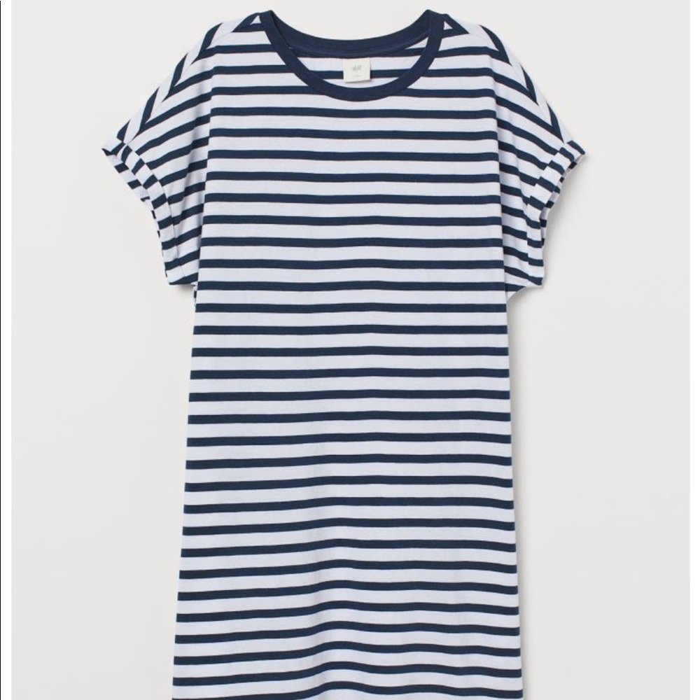 H&M stripped navy and white T-shirt dress.